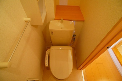 【トイレ】 | エルミタ－ジュ蘭 | ゆったりとした空間のトイレです