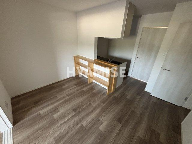 オリーブ今村の居間・リビング