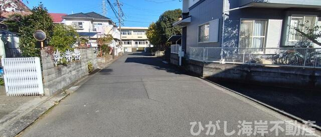 平塚市御殿４丁目　中古戸建の前面道路含む現地写真| 現地外観