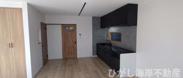 平塚市御殿４丁目　中古戸建のキッチン|  Ｒ6年　新規リフォーム完了！　キッチンスペース