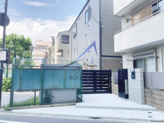 クレストラン蒲田のエントランス|エントランスです。