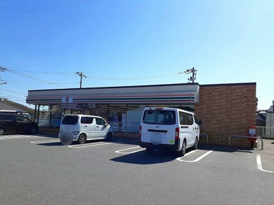 【周辺】 | イヤサカ | セブンイレブン木更津請西平川店まで110m