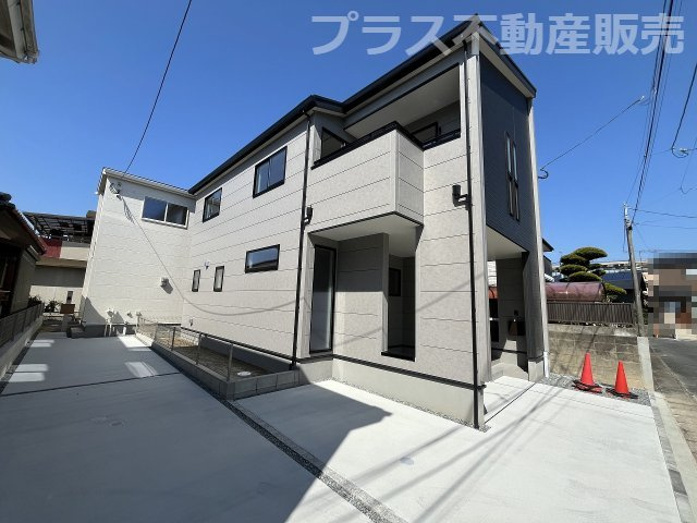 【外観】 | 福岡市早良区飯倉3丁目第20　1号棟（全2棟）【仲介手数料無料・0円】 | まもなく完成。ご内覧は可能です。ご見学はプラス不動産販売にお任せ下さい。