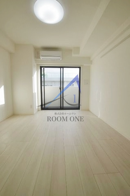 ベルグレードＯＺの居間・リビング|洋室のお部屋です。