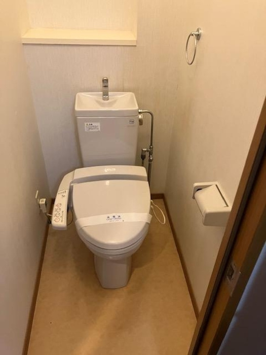 ロイヤルビュー新広のトイレ