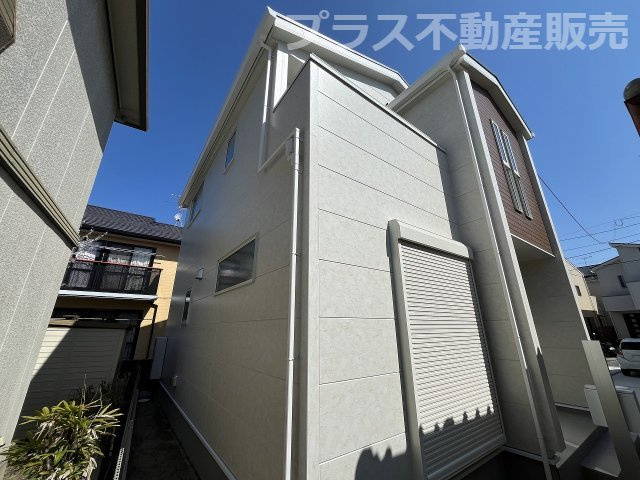 【外観】 | 福岡市早良区飯倉3丁目第20　2号棟（全2棟）【仲介手数料無料・0円】 | 完成しました。物件内部もご見学頂けます。プラス不動産販売にお任せ下さい。