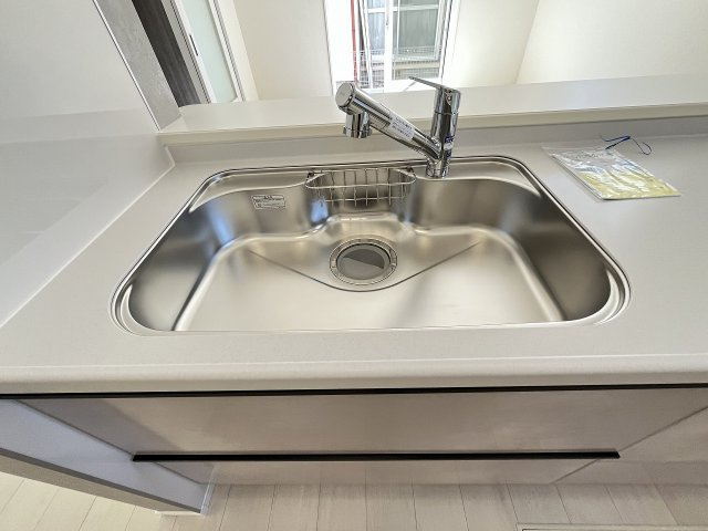 【キッチン】 | 福岡市早良区飯倉3丁目第20　2号棟（全2棟）【仲介手数料無料・0円】 | 現地写真。