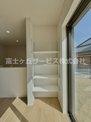 【収納】 | 豊川市国府町下河原 新築一戸建て 1号棟 | ちょっとした収納スペースも充実しています