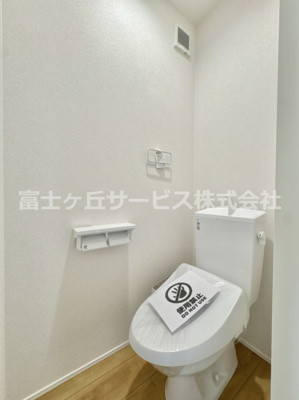 【トイレ】 | 豊川市国府町下河原 新築一戸建て 1号棟 | トイレもきれいです