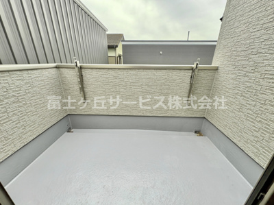 【バルコニー】 | 豊川市堺町2丁目 新築一戸建て 4号棟 | お洗濯にも便利なバルコニー付き
