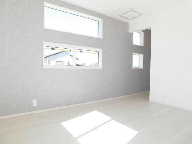 名古屋市西区大野木４丁目の新築一戸建の洋室|◇２階洋室◇　　南面を含む３面採光で明るい洋室７．０帖　ＷＩＣ完備　バルコニー利用可♪