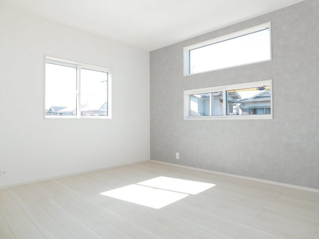 名古屋市西区大野木４丁目の新築一戸建の洋室|◇２階洋室◇　　南面を含む３面採光で明るい洋室７．０帖　ＷＩＣ完備　バルコニー利用可♪