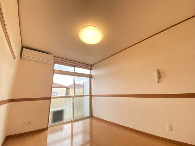 第二和良比ハイツの洋室|※別部屋参考写真