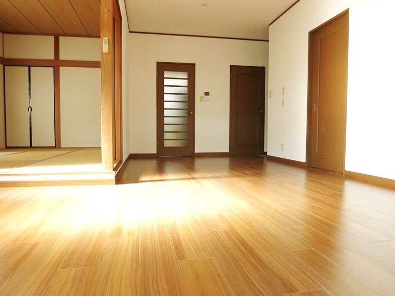 アンジェリーク平和の居間・リビング