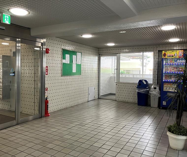 グローリア初穂高田馬場のロビー