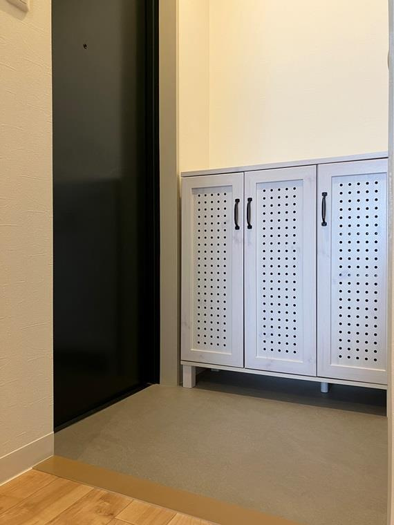 グローリア初穂高田馬場の玄関