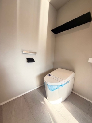 【トイレ】 | 新品家具付きマンション宇田川町16(KaGood東京)