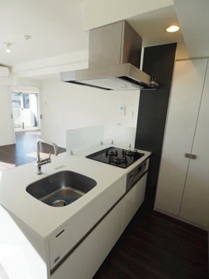 【キッチン】 | 新品家具付きマンション笹塚6(KaGood東京)