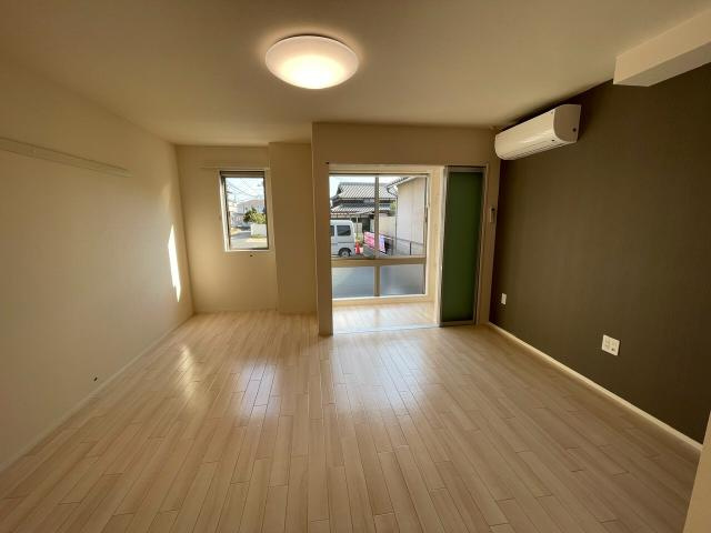 ララ・スクエアの内装|洋室