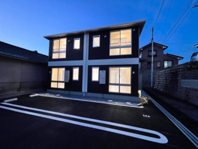 ララ・スクエアの外観|外観写真（夜）