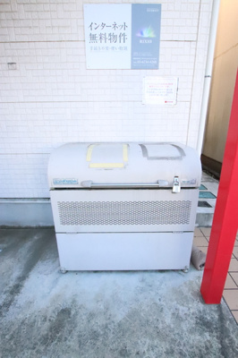 忙しい朝に嬉しい、敷地内ゴミ置き場♪