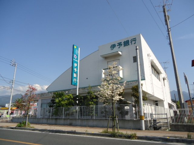 カナン喜多川の周辺|伊予銀行喜多川支店まで831ｍ