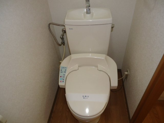 カーサフォンテーヌのトイレ|シャワー付トイレ