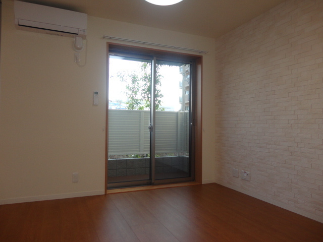 メルヴェイユー王寺の居間・リビング