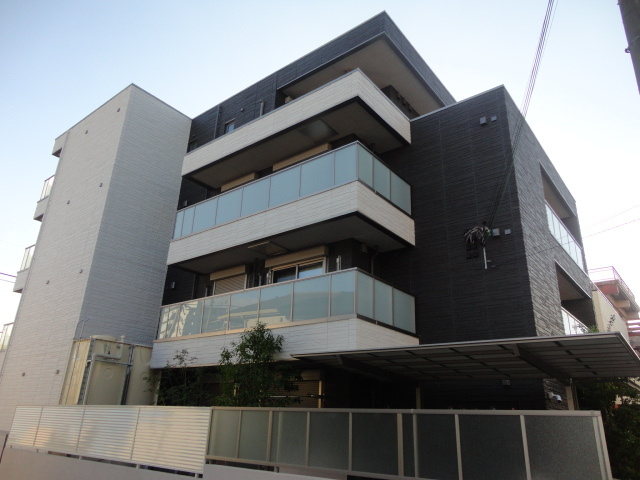 メルヴェイユー王寺の外観