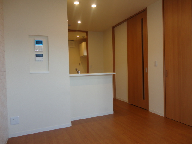 メルヴェイユー王寺の居間・リビング