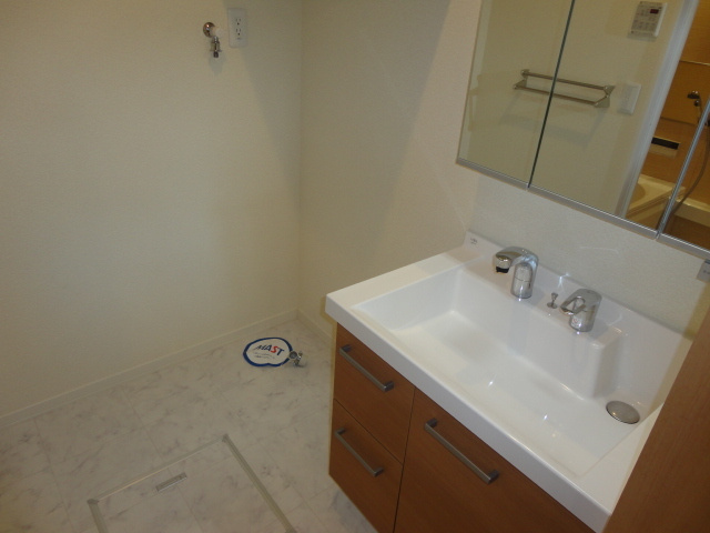 メルヴェイユー王寺の洗面所