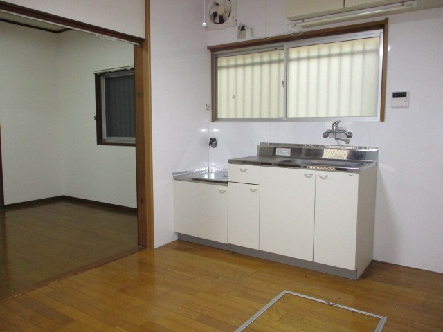 生駒郡斑鳩町神南３丁目の一戸建てのキッチン