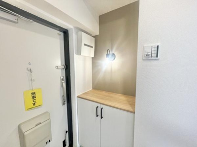 【玄関】 | カルム堺Ｂ棟 | 気持ちの良い朝は、毎日ここからスタートしていきます♪