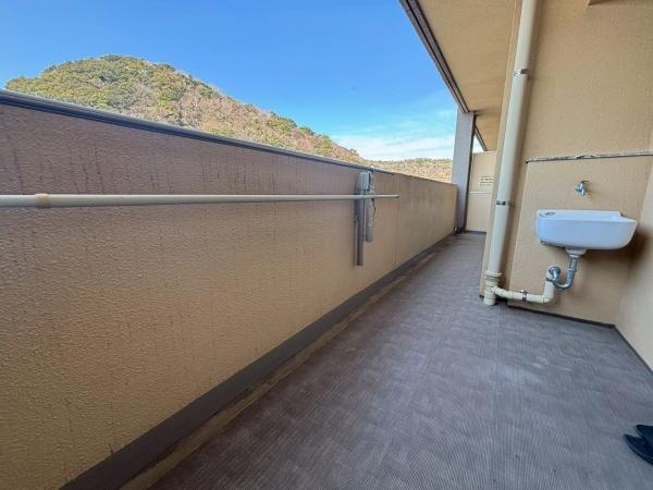 アリストふじと台ステーションファーストのバルコニー