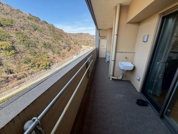 アリストふじと台ステーションファーストのバルコニー