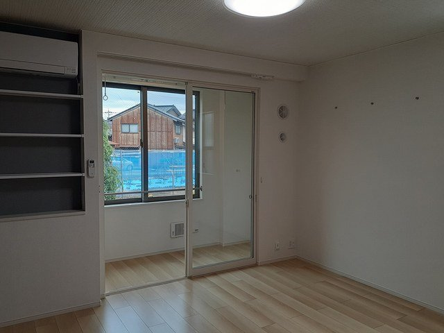 セゾン・ド・ヴェールの内装|内装は落ち着いています