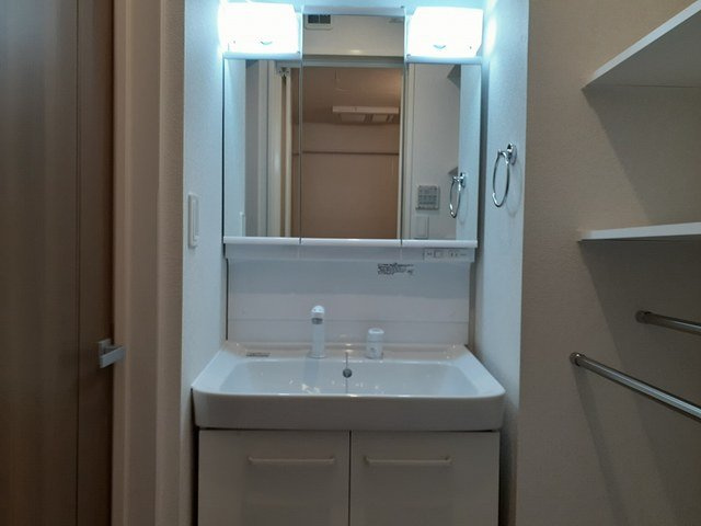 セゾン・ド・ヴェールの洗面所|使いやすい洗面所です