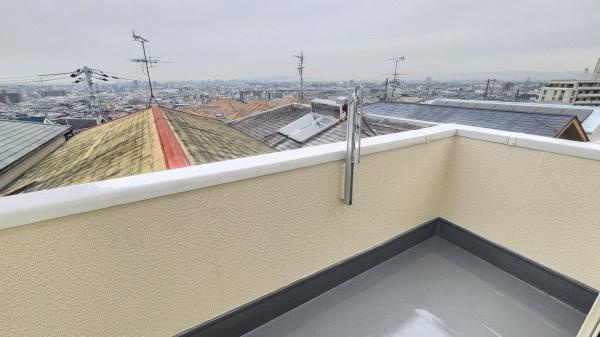 【バルコニー】