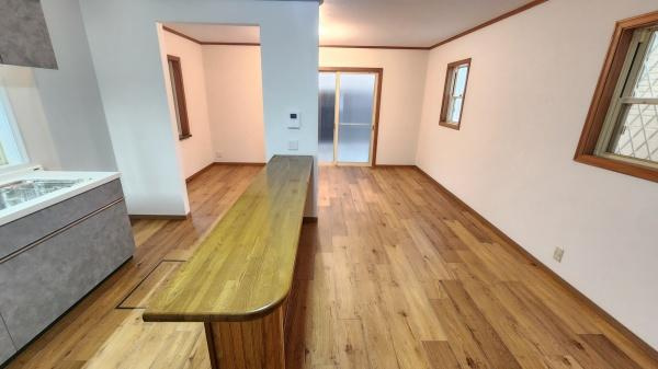 【居間・リビング】