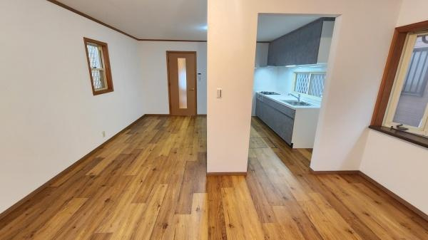 【居間・リビング】