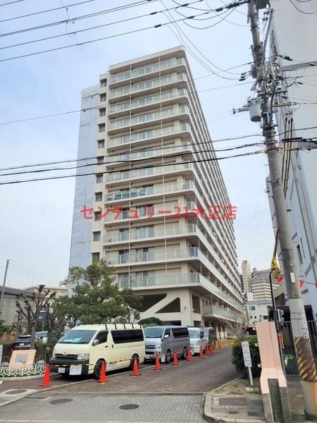 ファミール西九条の外観