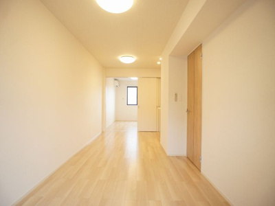 【居間・リビング】 | サザンクロス | 快適に過ごせるエアコンが付いています♪