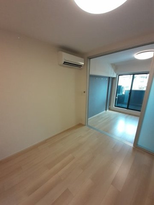 【居間・リビング】 | カーム・レジデンス