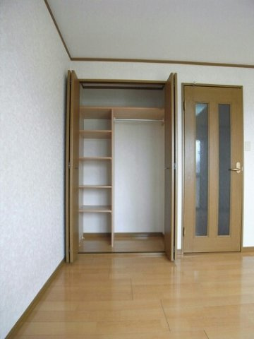 パークハイム大丸Ｅの収納