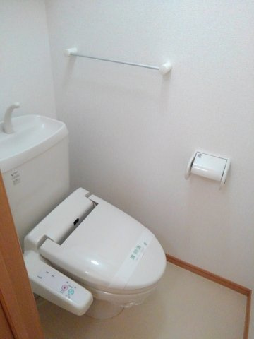 ピネストピア伊形のトイレ