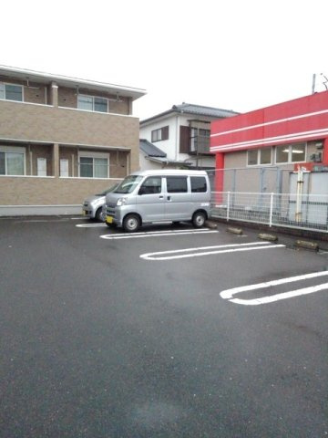 サンヴェールハイツ北の駐車場