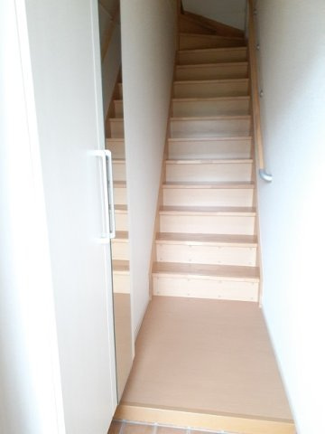 サンヴェールハイツ北の玄関