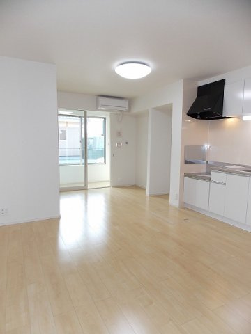 ラ・マジョーレⅠの居間・リビング