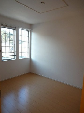 リアルエステートⅧの内装