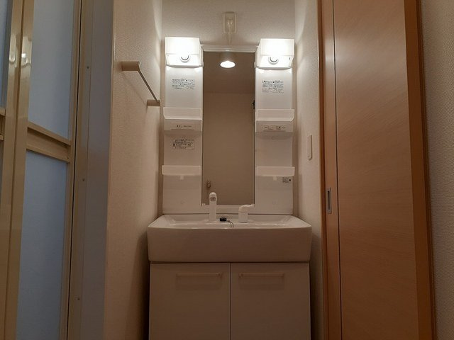 レジェンド　Ｂの洗面所